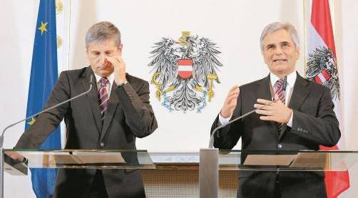 Angespannte Beziehung: Kanzler Werner Faymann (r.) mit Vize Michael Spindelegger. Foto: APA