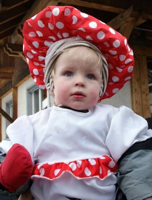 Auch der kleine Daniel aus Egg war als Fliegenpilz dabei. Foto: ak