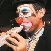 Clown am Steuer: Polizei nimmt Narren ins Visier