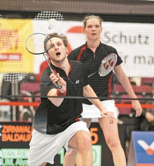 Die Vorjahrs-Dritten Lisi Baldauf/Roman Zirnwald schafften bei der ­Austrian International locker den Sprung ins Achtelfinale. Foto: diener