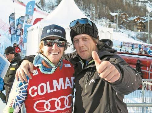 Eingespieltes Team: Head-Servicemann Alexander Martin (rechts) kann mit Ted Ligety die zweite Goldmedaille feiern. Foto: privat