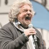 Beppe Grillo bietet Parteien die Stirn