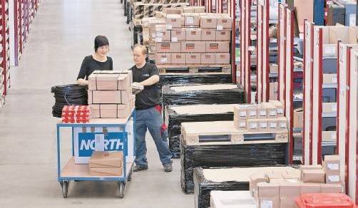 Gute Auftragslage: In Wolfurt beschäftigt Haberkorn aktuell 330 Mitarbeiter. Fotos: VN/Steurer, Haberkorn