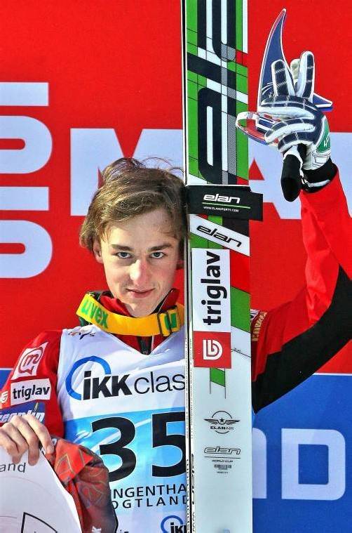 Jaka Hvala sorgte in Klingenthal für einen Überraschungssieg. Der 19-jährige Slowene feierte seinen ersten großen Erfolg im Weltcup. Foto: epa