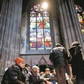 Flüchtlinge in der Votivkirche haben Hungerstreik ausgesetzt