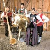 Trachtengruppe Schruns tritt im Käsehaus auf
