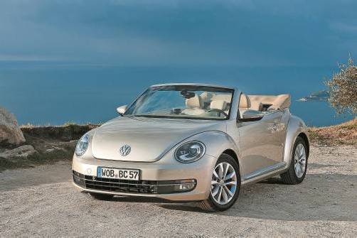 VW Beetle Cabriolet: schnell offen – und das bis 50 km/h. Fotos: werk