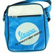 4. Preis: Vespatasche blau.