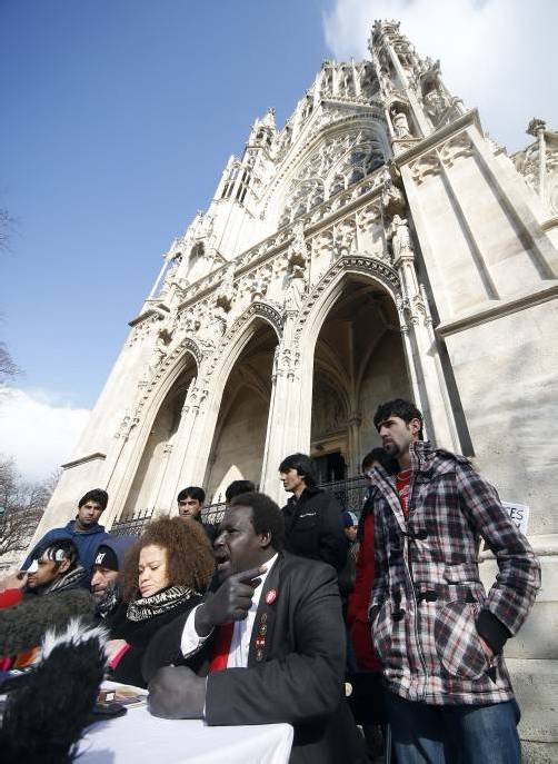 60 Flüchtlinge zogen Anfang Jahr in die Votivkirche. Foto: ap