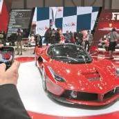 Ferrari setzt auf das Beste aus zwei Welten