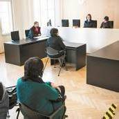 Haftstrafe für Zuhälterin