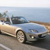 Roadster-Ikone mit zweifacher Dach-Option