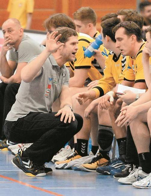 Geir Sveinsson (l.) erwartet sich von Drasko Mrvaljevic Führungsqualitäten und von seinem Team eine deutliche Leistungssteigerung. Foto: steurer