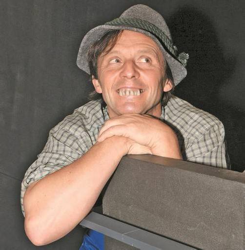 Geschichten zum Lachen erzählt „Luis aus Südtirol“. Demnächst ist der Comedian sechsmal in Vorarlberg sehen. Foto: Veranstalter