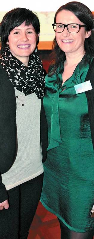Gratulantinnen: Irma Beck (l.) und Karoline Walch. FotoS: AME