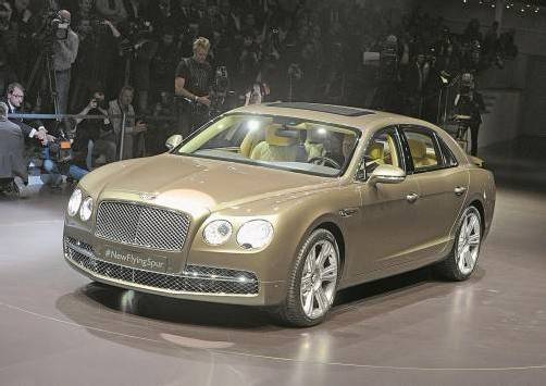 Luxus-Limousine von Bentley: die Höchstgeschwindigkeit des Flying Spur liegt bei 322 km/h. Preis: ab 260.000 Euro.