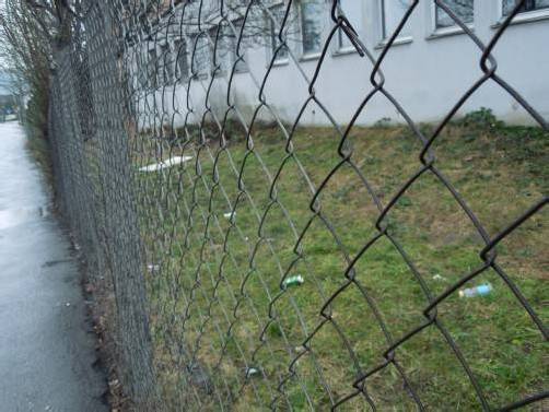 Müll als Hinterlassenschaft nach einem Partywochenende sorgt für Ärgernis bei einigen Dornbirnern. Foto: cth