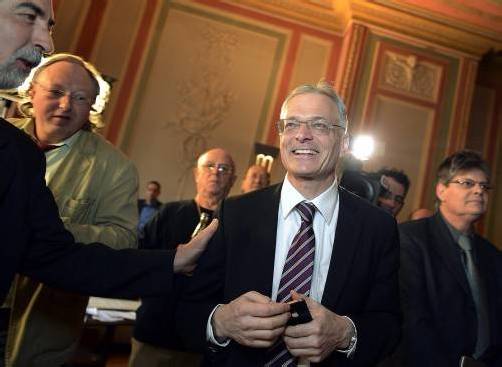 Sah sich gestern auf breiter Front bestätigt: Der Initiator der Initiative, der Unternehmer und Abgeordnete Thomas Minder. Foto: EPA/W.Bier