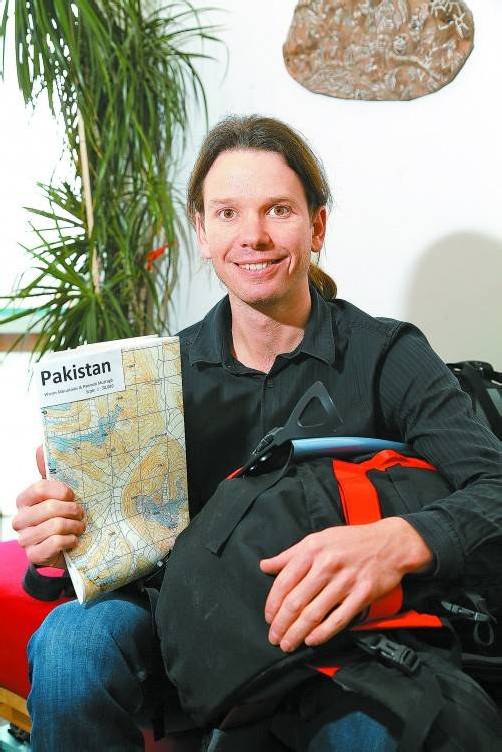 Stefan Fritsche ist gerüstet für seinen abenteuerlichen Ausflug. Foto: VN/hb