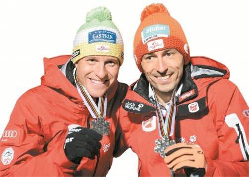 Stolz auf Silber: Berni Gruber und Willi Denifl.