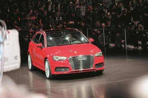 Weltpremiere in Genf: der Audi A3 Sportback e-Tron mit Hybrid-Antrieb.