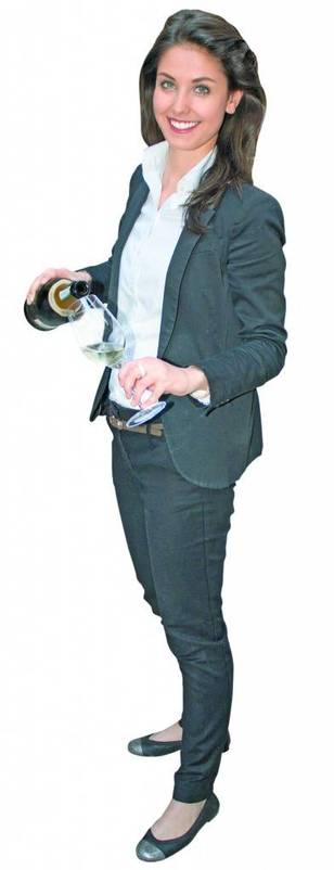 Begrüßung mit Prosecco: Laura Uccia.