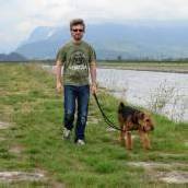 Mäder: Gassi gehen am Rhein sorgt für Debatte