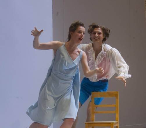 Das Vorarlberger Landestheater feiert die Uraufführung von „Gefährliche Liebschaften“ als Musical Noir, sein erstes Auftragswerk, in einer Bearbeitung von Markus Nigsch (Komponist), Micaela von Marcard (Libretto) und Paul Winter (Liedtexte). foto: vn/paulitsch