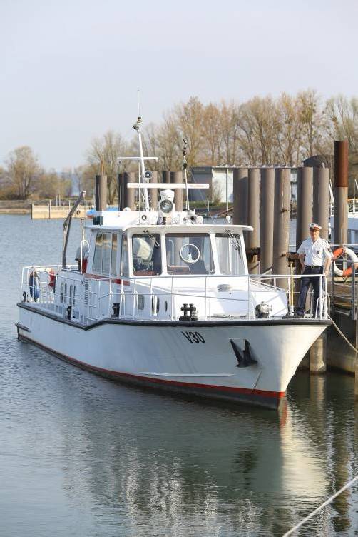 Das alte Polizeiboot wird heute versteigert. Foto: vn/hofmeister