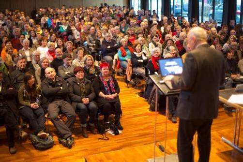 Der Cubus in Wolfurt vermochte die vielen Mini Med-Besucher kaum zu fassen. Den Referenten freute das große Interesse. Fotos: VN/Hartinger