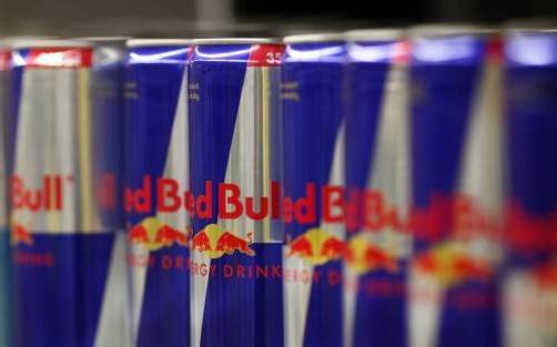 Der Erpresser hatte gedroht, Red-Bull-Dosen mit Fäkalkeimen zu verunreinigen und in Supermärkte zu stellen. Foto: reuters