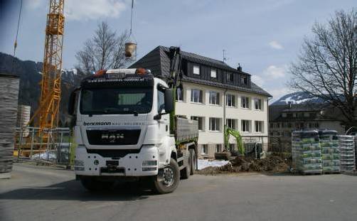 Der neue Käsekeller in Hittisau soll in den Sommermonaten fertiggestellt werden. Die offizielle Eröffnung mit Tag der offenen Tür folgt im Herbst.