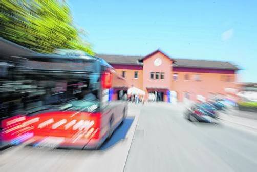 Die Dornbirner Stadtbusse transportieren im Schnitt täglich 15.000 Fahrgäste. FOTOS: VN, HA