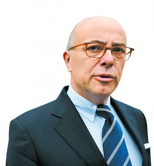Droht: Frankreichs Budgetminister Bernard Cazeneuve. Foto: RTS