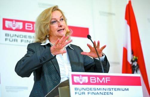 Finanzministerin Maria Fekter: Steuer- und Abgabenquote steigt heuer das dritte Mal in Folge. Foto: APA