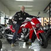 Suzuki schwingt die große Kelle