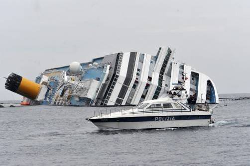 Im Jänner 2012 kamen bei dem Unglück vor der italienischen Insel Giglio 32 Menschen ums Leben. epa