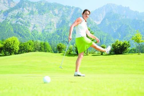 Karin Gsell möchte bei der Golftrophy den Titel verteidigen. Foto: hartinger