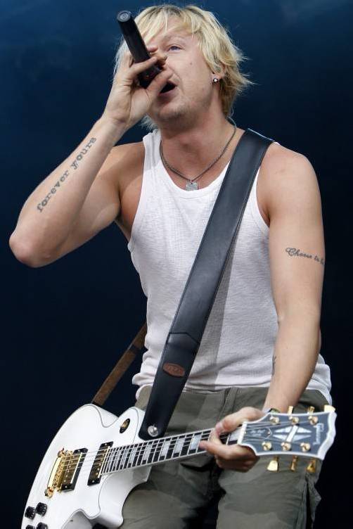 Samu Haber von Sunrise Avenue.