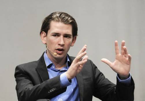Staatssekretär Sebastian Kurz zieht aus seiner Sicht eine zufriedene
Zwischenbilanz zum Thema Integration in Österreich. apa