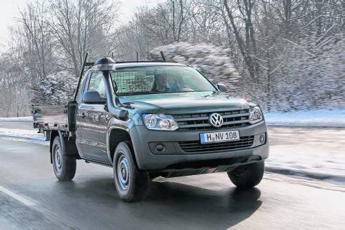 VW zeigt in München den Amarok als Dreiseiten-Kipper. Foto: werk