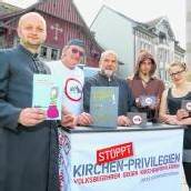 Auf Stimmenfang gegen Kirchen-Privilegien