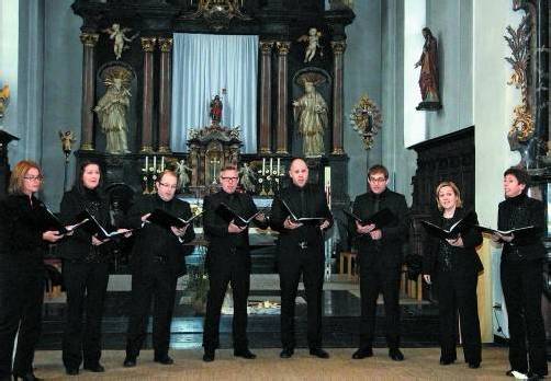 Vorarlberger Vokalensemble Ottava Rima beeindruckte mit hoher Stimmkultur nun auch in Bludesch. Foto: Hronek