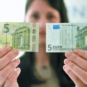 Ab 2. Mai gibt es den neuen Fünf-Euro-Schein
