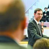 Clinch um zugekaufte Leistungen SP will von Regierung Offenlegung /A5