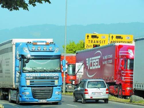 Aushubmaterial aus der Schweiz sorgt für zusätzlichen Lkw-Verkehr. Foto: vn/Hofmeister