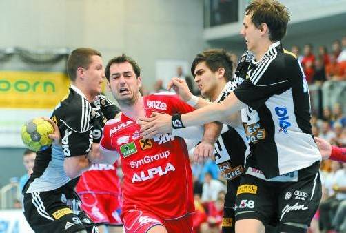 Bernd Friede und Co. wollen mit Heimvorteil vorlegen. Foto: GEPA