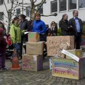 Bildungsbaustelle vor dem Landhaus