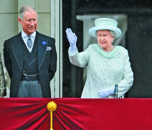 Die Queen will nicht mehr so viele Langstreckenflüge absolvieren. Prinz Charles wird’s recht sein. Foto: Reuters