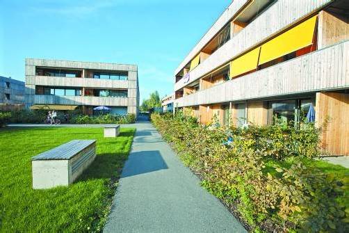 Die Wohnanlage Lerchenpark in Lauterach bekam im Jahr 2011 den Vorarlberger Holzbaupreis verliehen. Foto: vn/hartinger